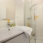 Nelly Apartament *